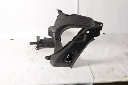 2006 - 2012 Mercedes GL450 ML550 W164 Front Right Headlight Support Bracket Oem