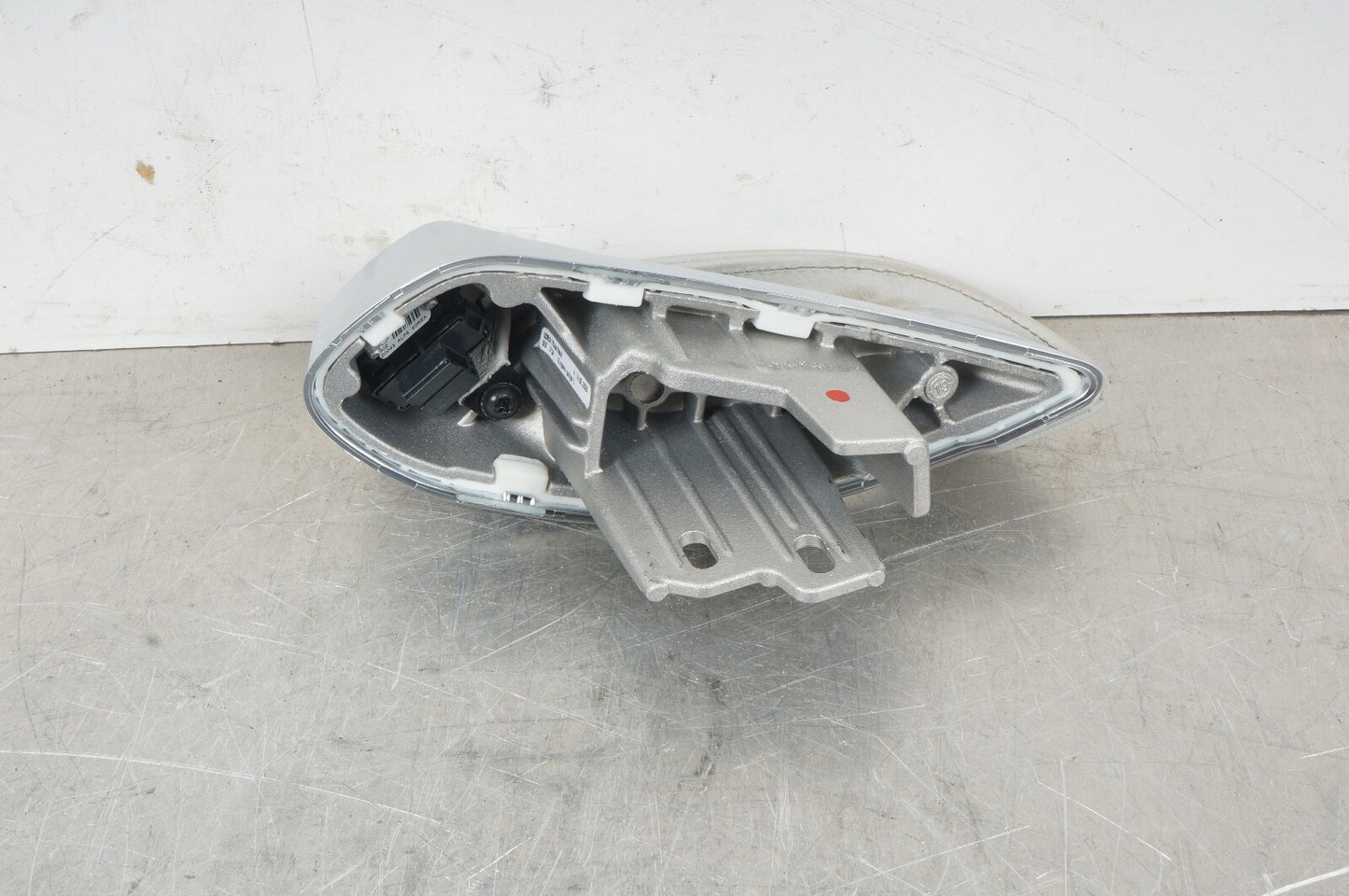 2013-2020 MERCEDES SL CLASS  FRONT LEFT SEAT BELT GUIDE TRIM GARY W/ SWITCH OEM