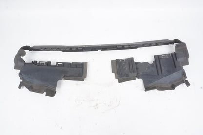 10-17 Mercedes W207 E350 E400 Radiator Support Baffle Air Duct 2075052530 OEM