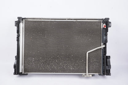 10-13 Mercedes W212 E350 Engine Coolant Radiator A C Condenser A2048305116 OEM