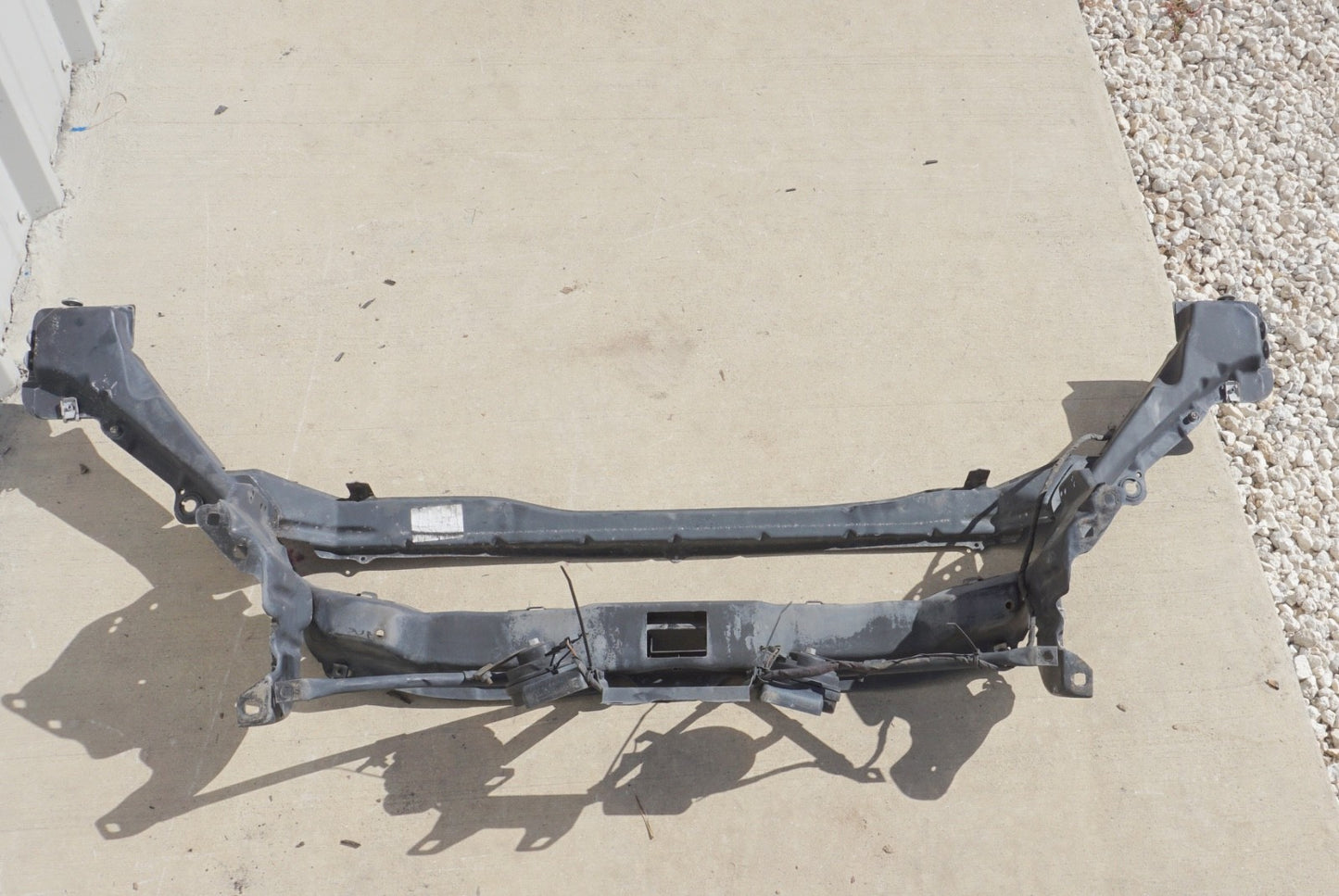 03-08 Mercedes R230 SL500 SL55 Upper Radiator Support Core Headlight Bracket Oem