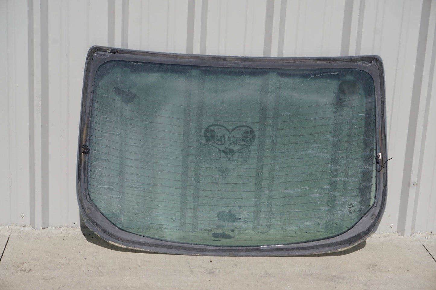 2012 - 2018 rod Focus Se Sedan Rear Back Windshield Window Glass OEM