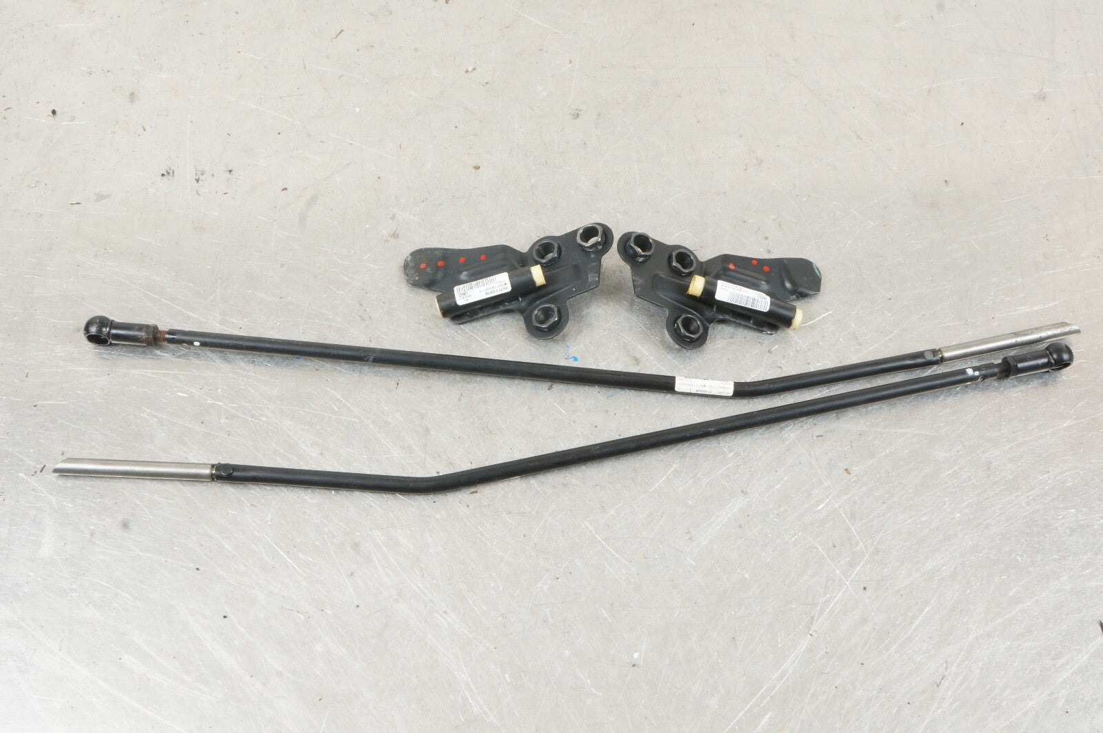 2006 - 2013 VOLVO C70 ROOF LOCK LINKS LEFT RIGHT
