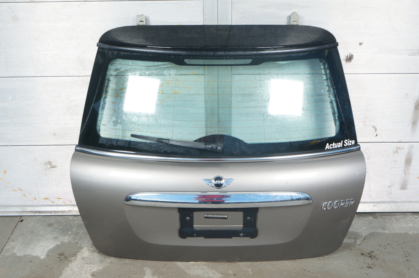 2007 - 2015 MINI COOPER S R57 REAR TRUNK LID TAILGATE LIFTGATE HATCH OEM