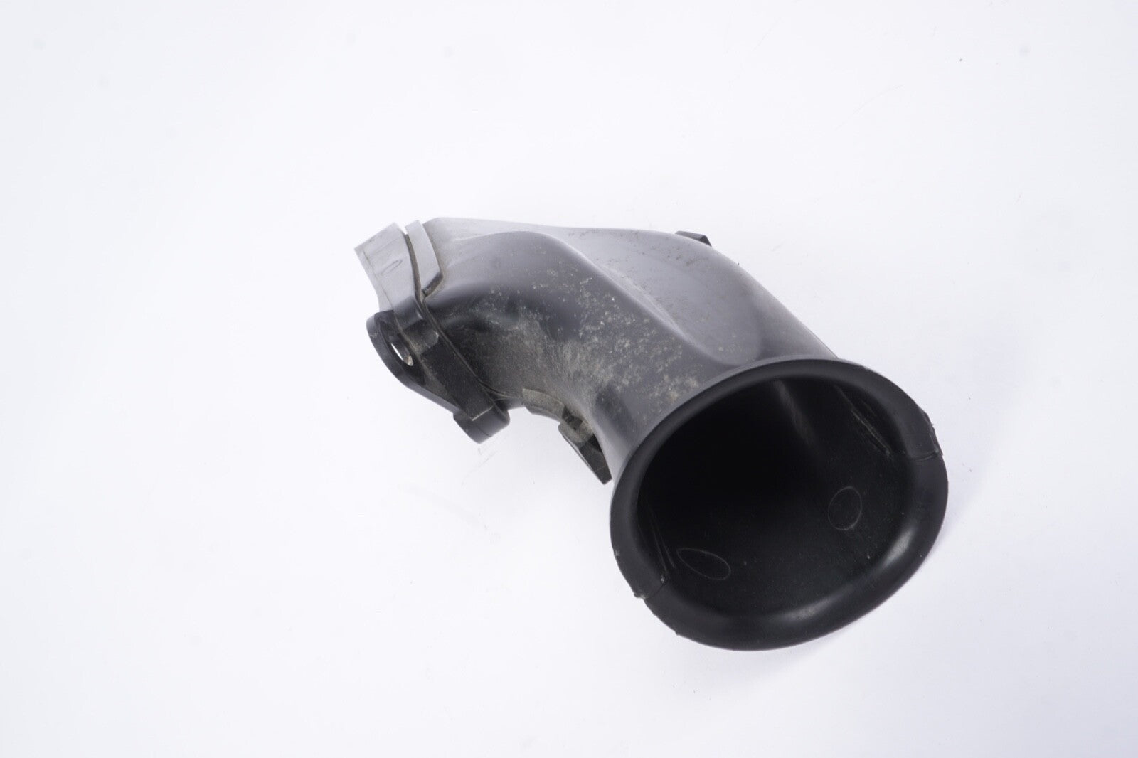2015 - 18 FORD FOCUS AIR INTAKE INLET PIPE HOSE DUCT Oem CV61-9E635-CA