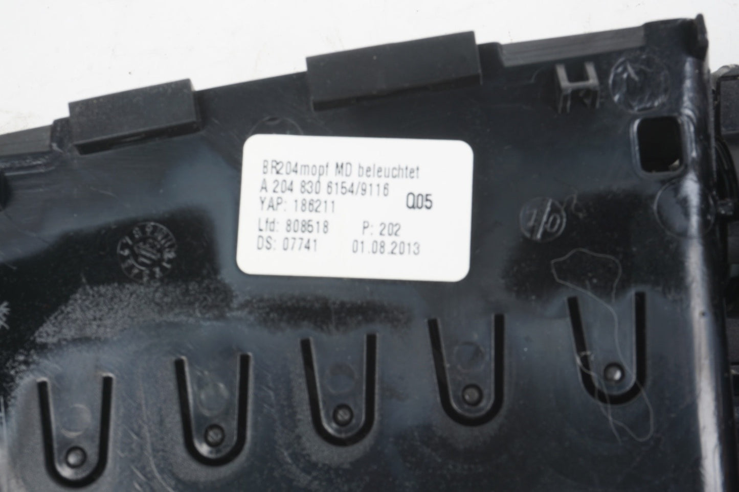 2012 - 2014 Mercedes C250 Front Center Dashboard Air Vent OEM