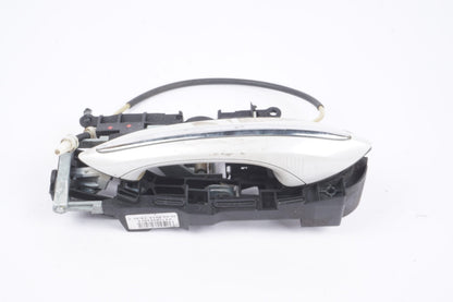 2012 - 2019 BMW 640i 650i Front Outside Door Handle Right WHITE  OEM Used