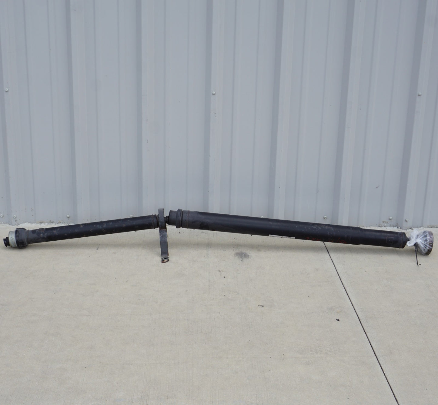 2011 - 2018 Audi A8 Quattro Rear Driveshaft Assembly OEM