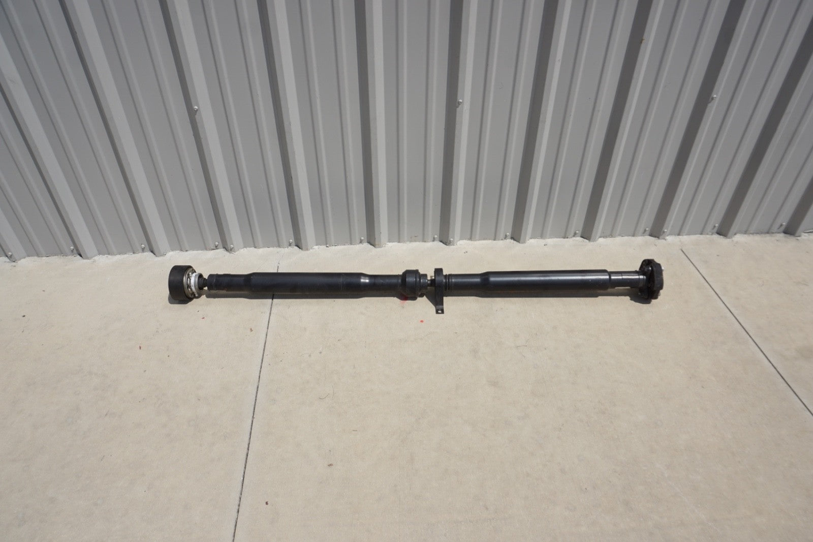 2014 - 2017 Maserati Ghibli 3.0L RWD Rear Drive Shaft Propeller 670008545 OEM