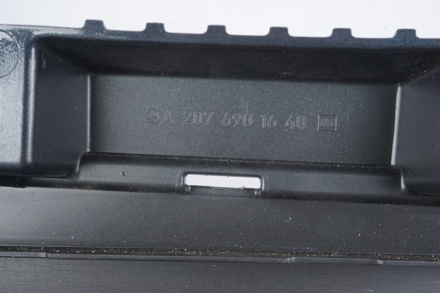 11-17 Mercedes E350 E550 Convertible Right Pass Side Rocker Panel Skirt OEM