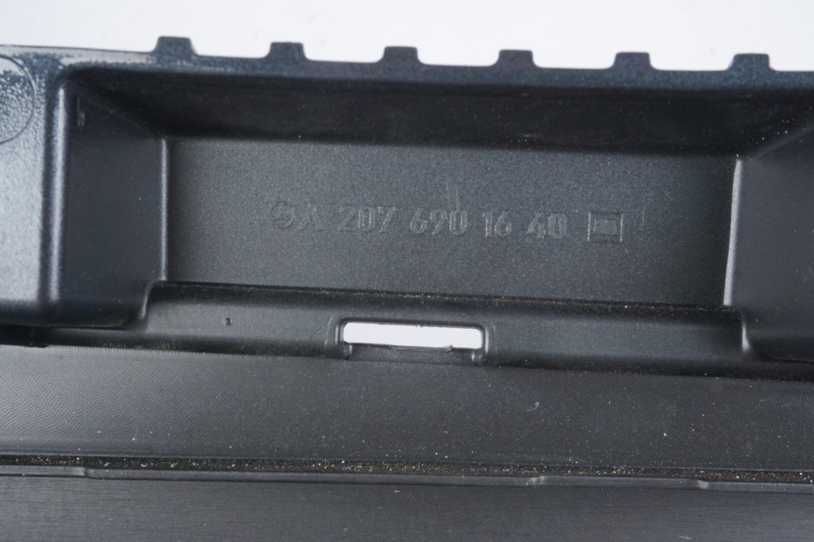 11-17 Mercedes E350 E550 Convertible Right Pass Side Rocker Panel Skirt OEM