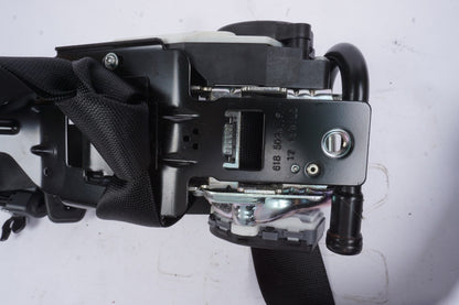 10 -  17 Mercedes E350 E550 Coupe Convertible Right Front Seat Belt