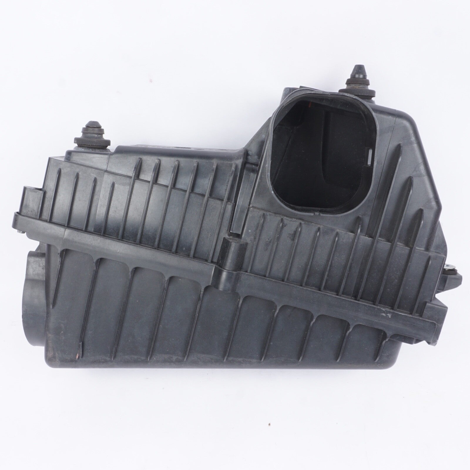 2018-2024 ALFA ROMEO STELVIO OEM 2.0L INTAKE AIR FILTER BOX ASSEMBLY 50546941