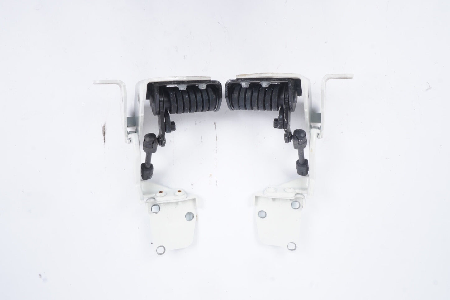 2010 - 2014 MERCEDES E550 E350 Rear Right Left Boot Lid Hinge A2077500428 PAIR