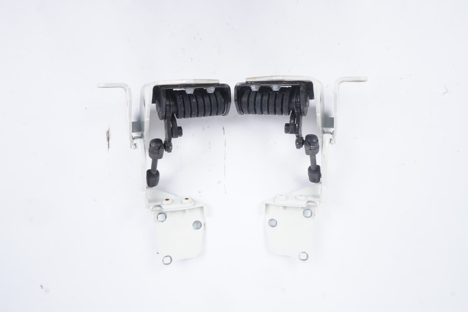 2010 - 2014 MERCEDES E550 E350 Rear Right Left Boot Lid Hinge A2077500428 PAIR