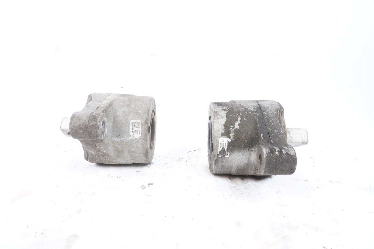2014-2019 Maserati Ghibli 3.0L Engine Motor Mount Left & Right OEM 51K