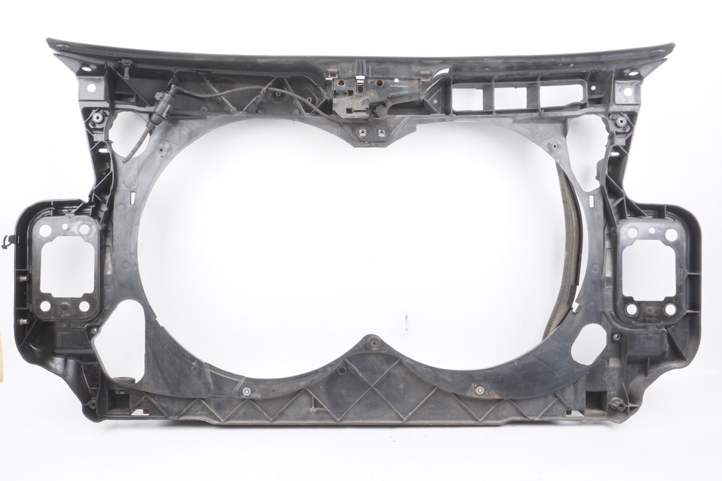 2005 - 2008 Audi A6 C6 Front Center Engine Radiator Core Bracket Support Panel