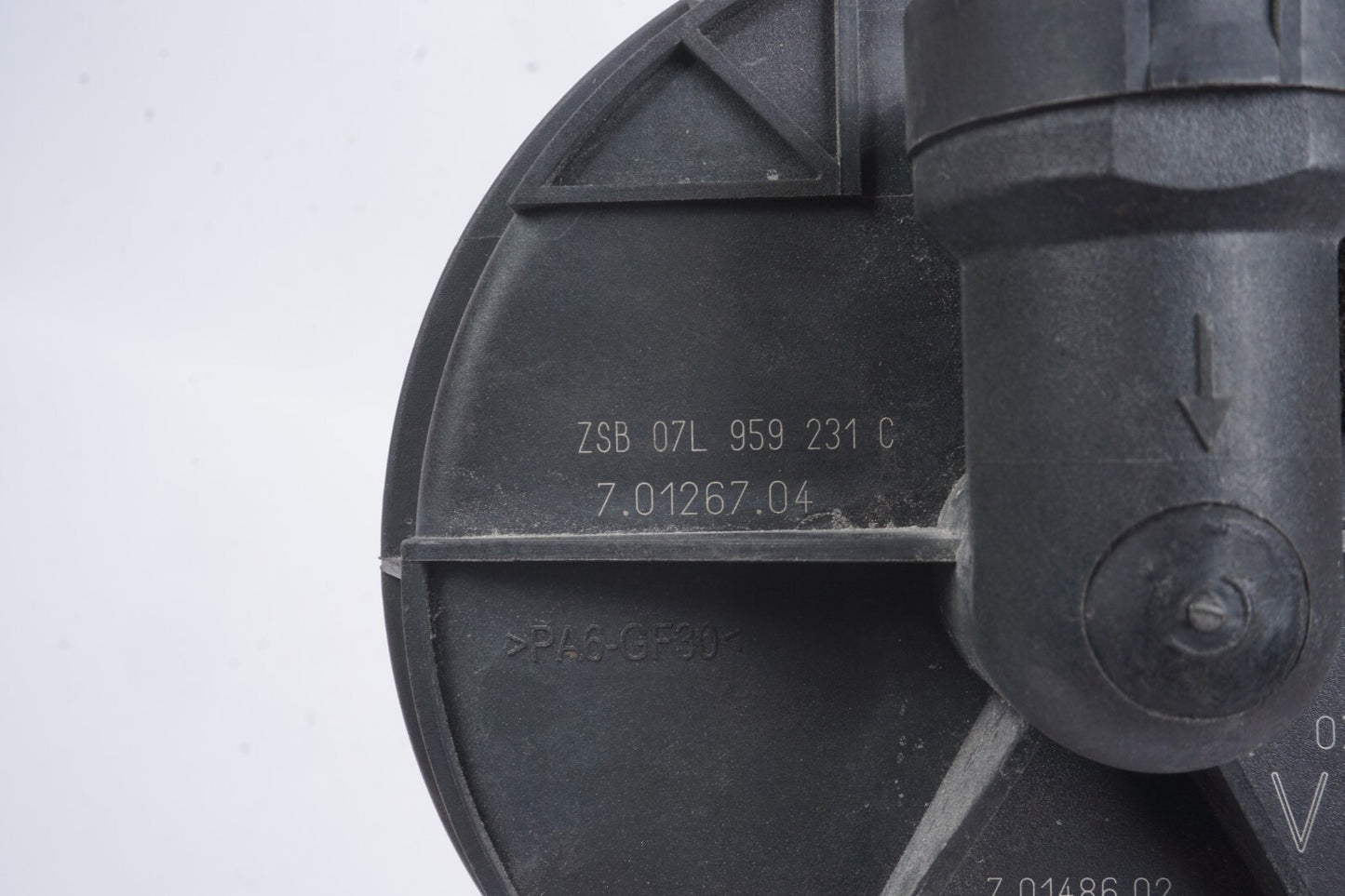 2011 - 2018 Audi A8L A8 Secondary Air Injection Pump 07L959231C OEM