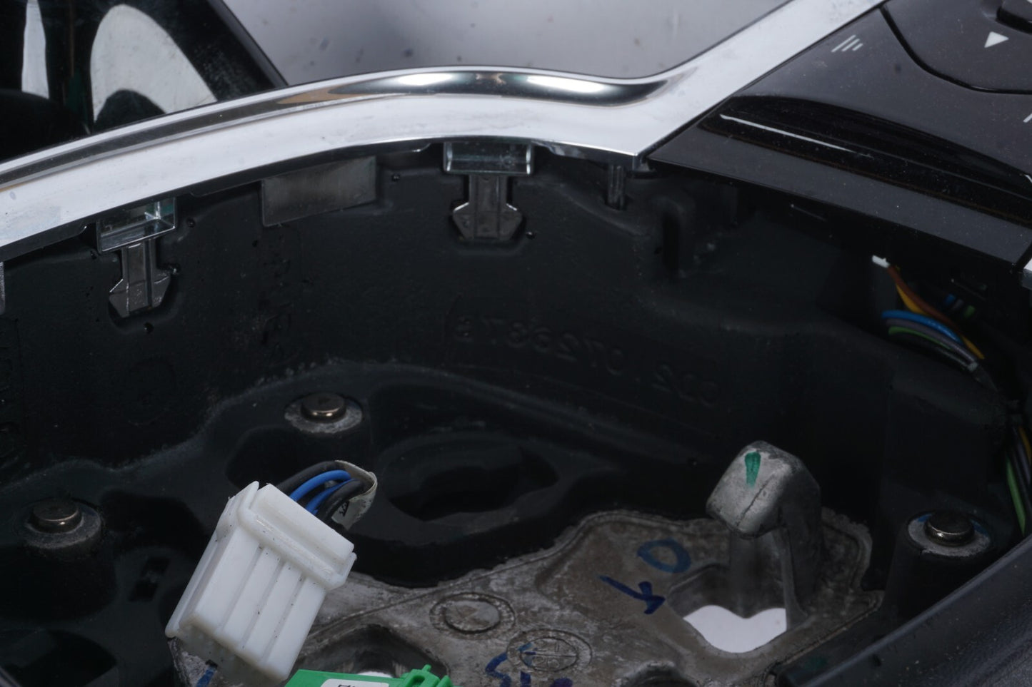 2021 - 2023 Polestar 2 Steering Wheel & Controls  OEM