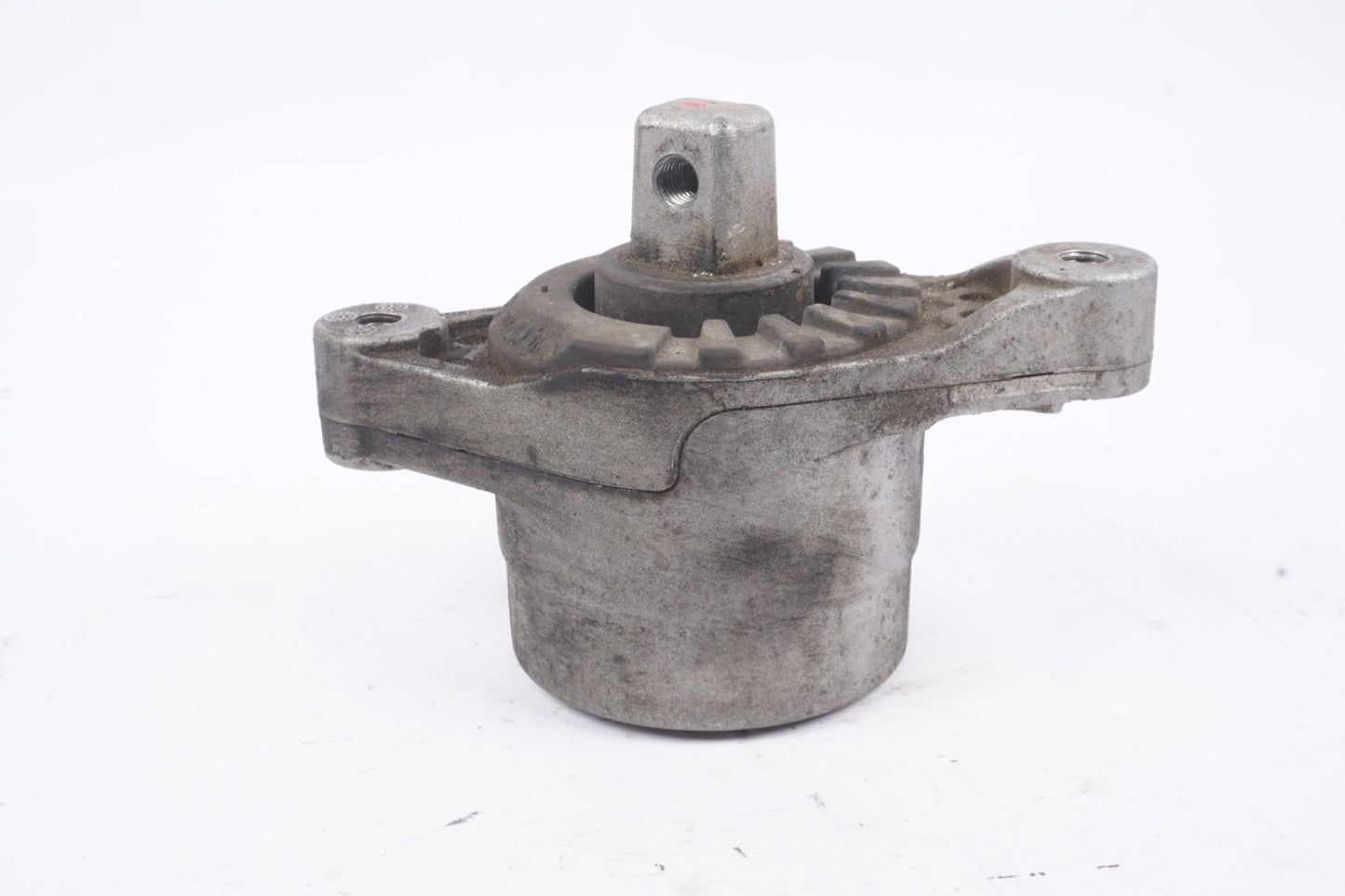 2014 - 2020 MASERATI GHIBLI 3.0L ENGINE MOTOR LEFT SIDE MOUNT BRACKET OEM
