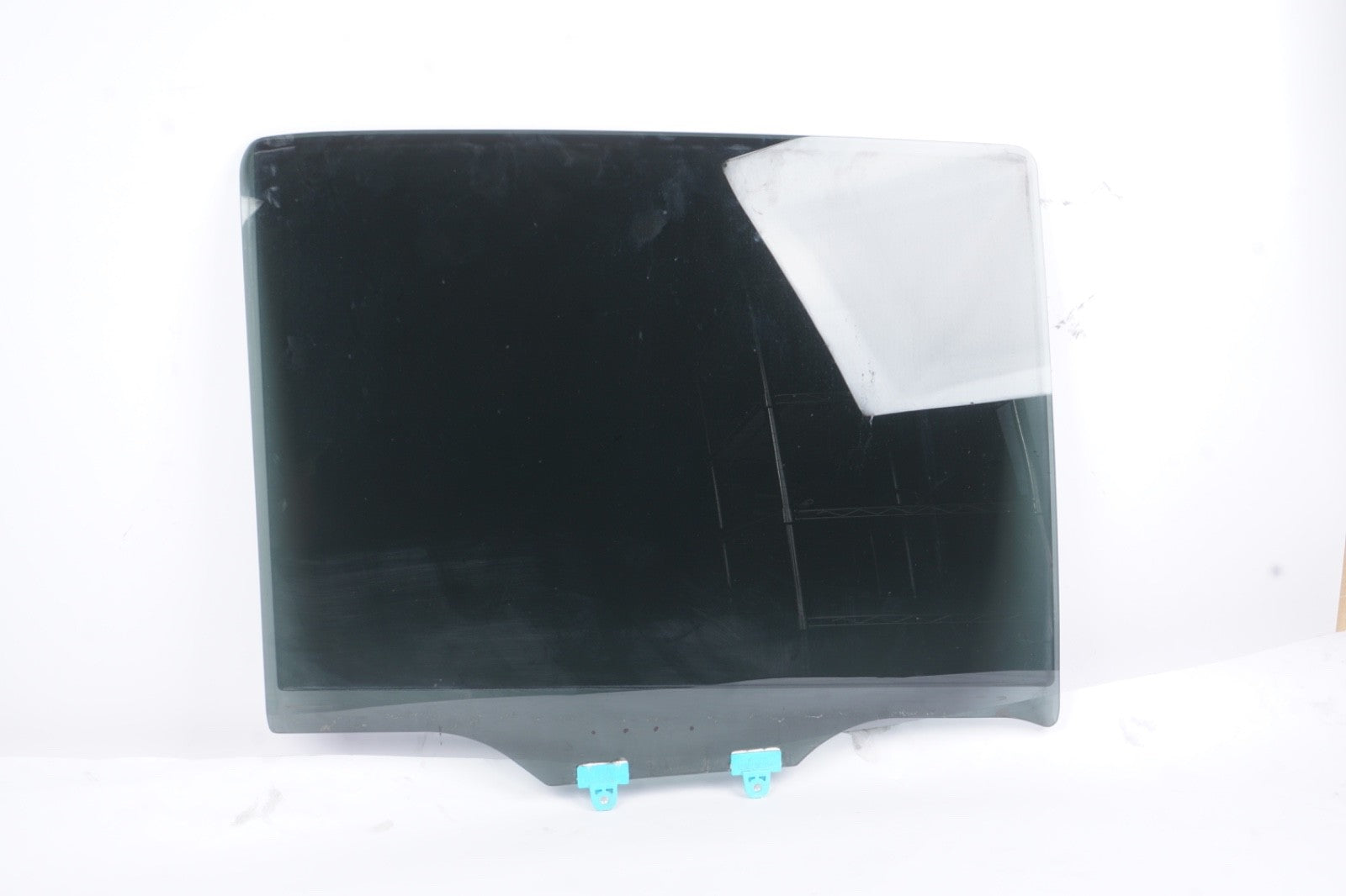 2016- 2024 NISSAN TITAN CREW CAB REAR RIGHT PASSENGER SIDE DOOR WINDOW GLASS OEM