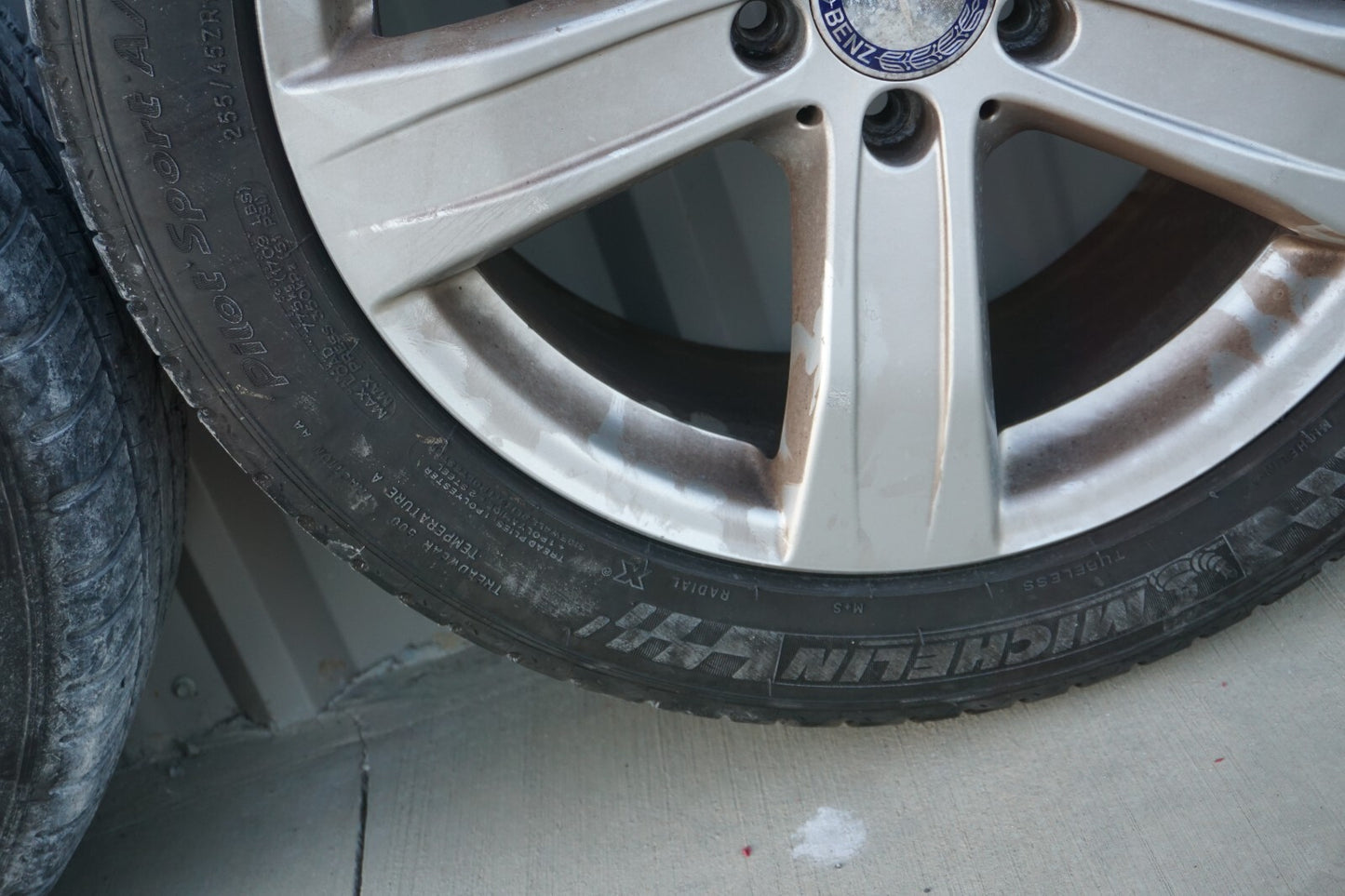 07-13 Mercedes W221 S550 CL500 Alloy Wheel Rim 9.5Jx19H2 & Tire SET Of 4 OEM