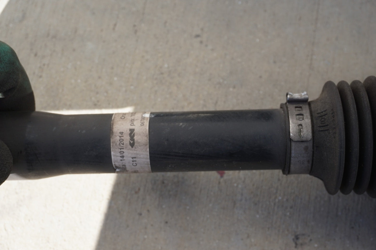 2014 - 2017 Maserati Ghibli Rear Left Side Drive Axle Shaft Drive Shaft