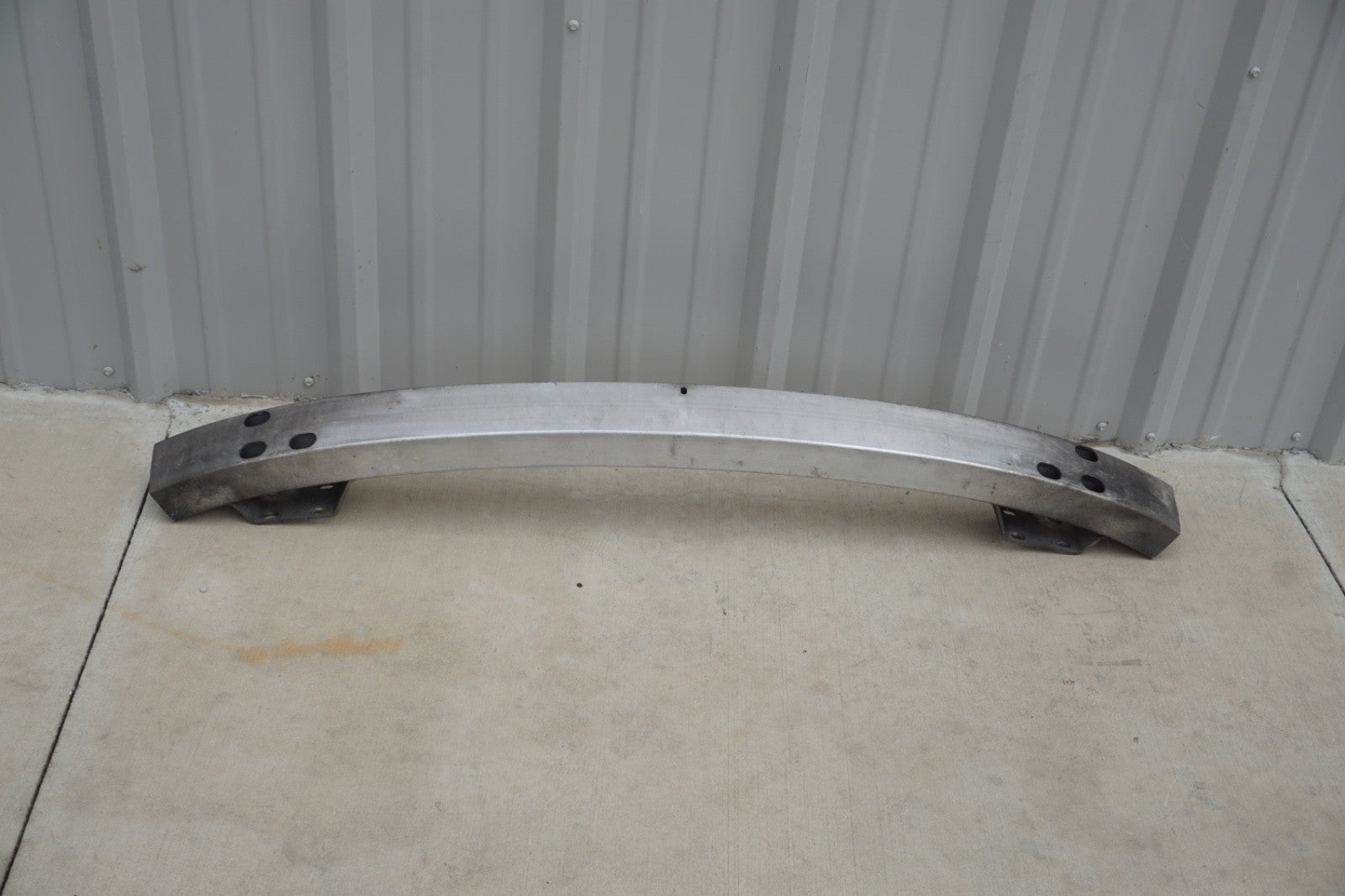 14-20 Maserati Ghibli Rear Lower Bumper Reinforcement Impact Bar 670004652 OEM
