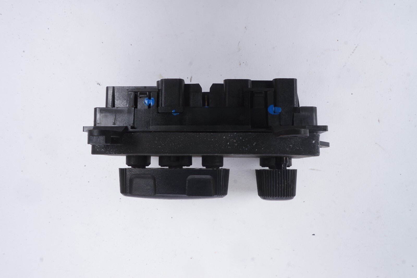 1990 - 1993 Cadillac Allante Front Right Passenger Seat Control Switch  OEM