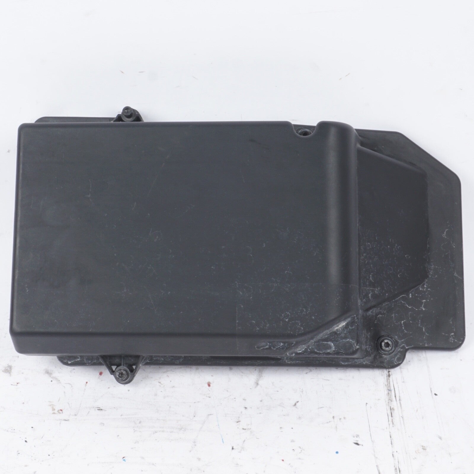 07-11 MERCEDES W221 S65 AMG S600 CL550 UNDER HOOD FUSE RELAY COVER 2215401182