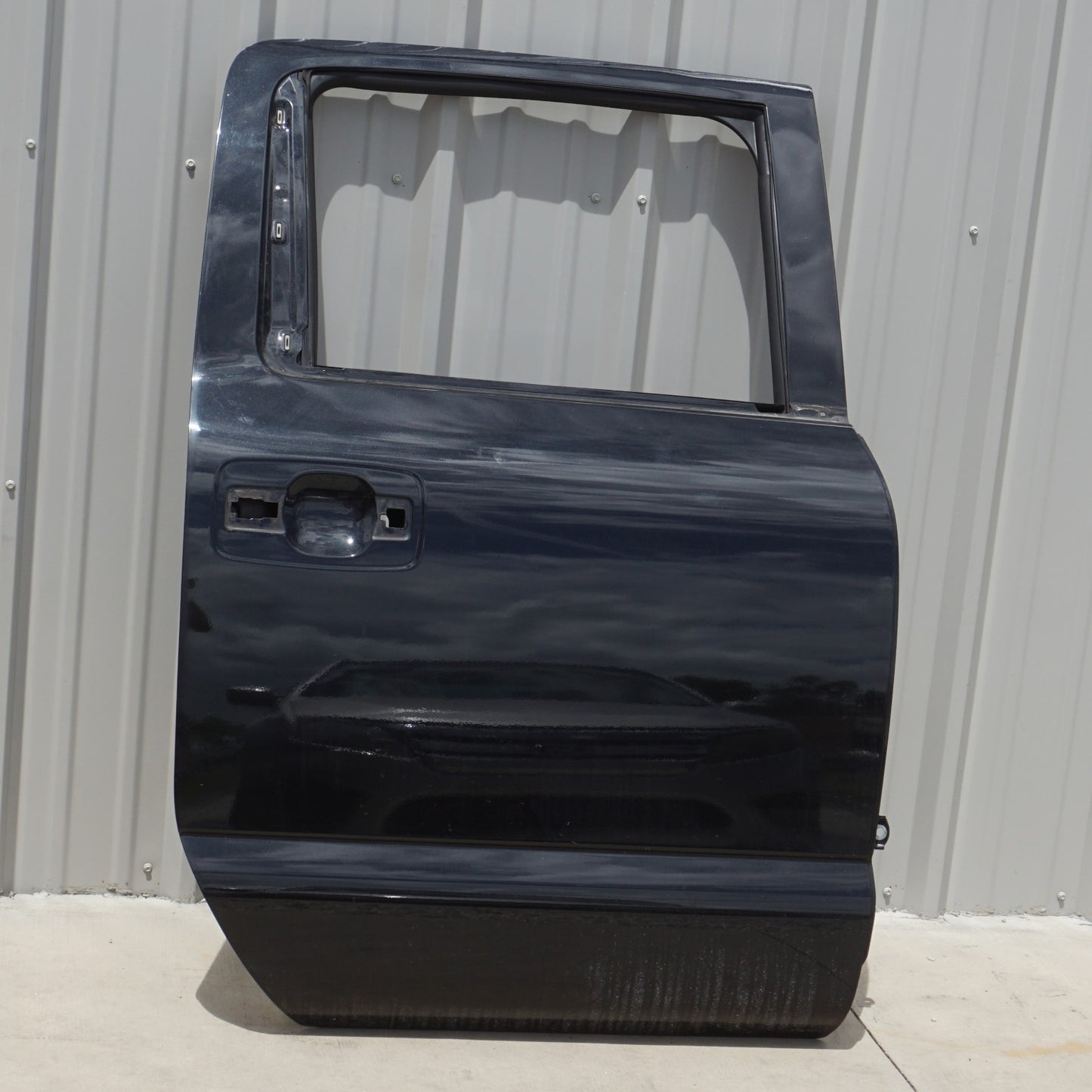 2018 - 2024 NISSAN TITAN XD CREW CAB RIGHT PASSENGER REAR DOOR SHELL PANEL OEM