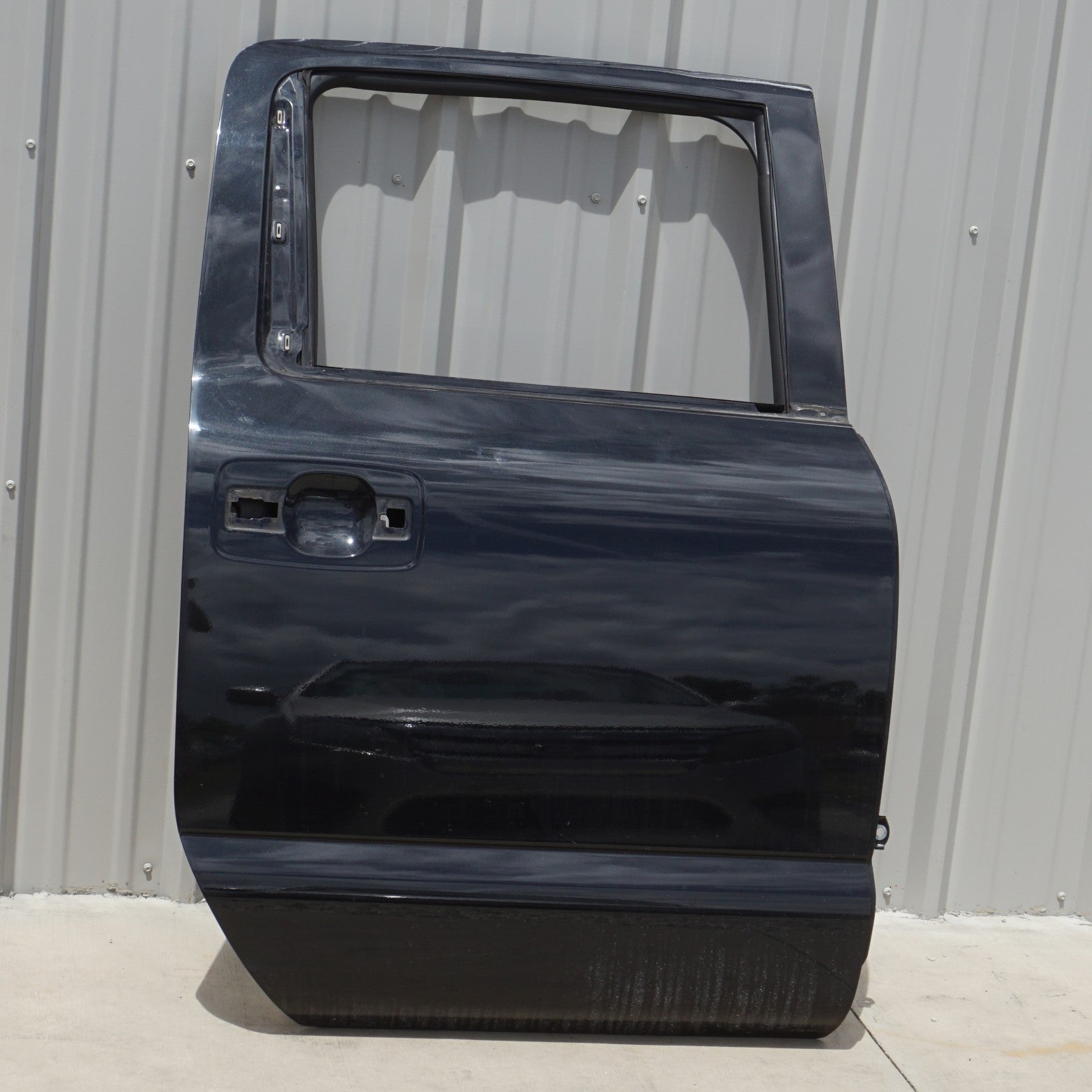 2018 - 2024 NISSAN TITAN XD CREW CAB RIGHT PASSENGER REAR DOOR SHELL PANEL OEM