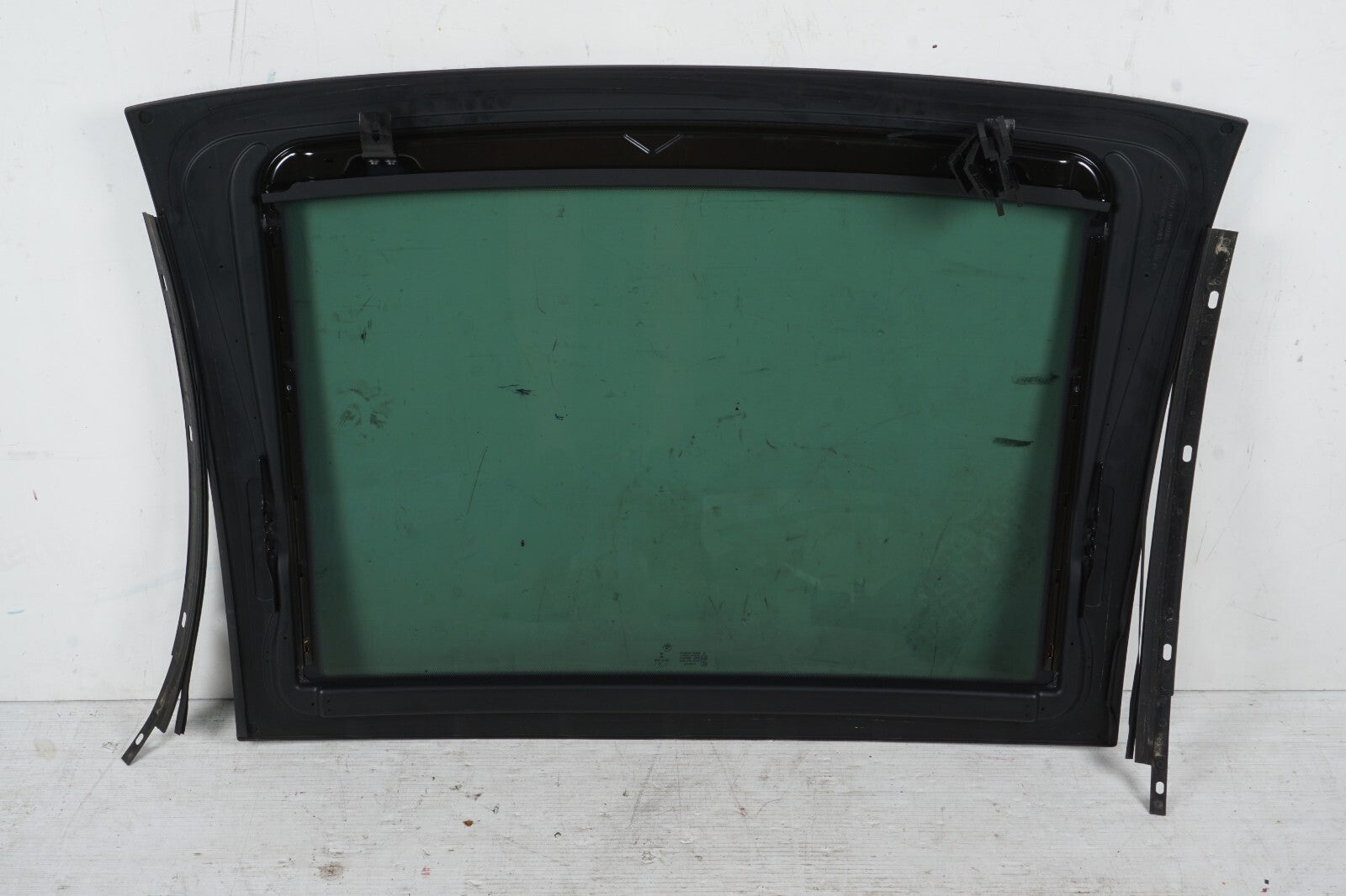 13-18 BMW 650i 640i Grand Coupe Sunroof Glass OEM
