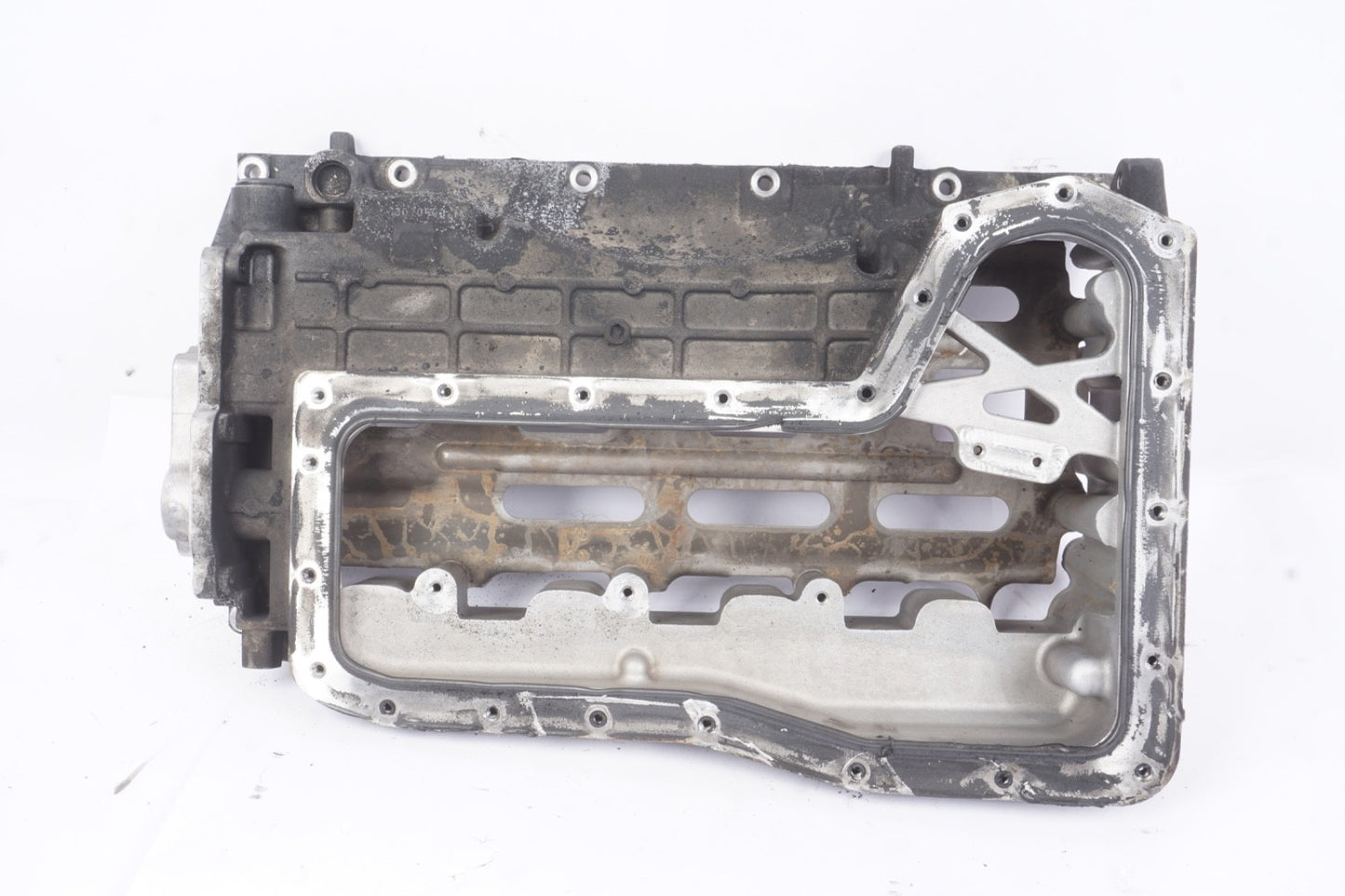 16-19 Nissan Titan XD 5.0L CUMMINS OEM UPPER ENGINE OIL PAN