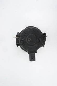 2021 - 2025 BMW 430i M4 - Vanos Valve Timing Solenoid Actuator 8482268