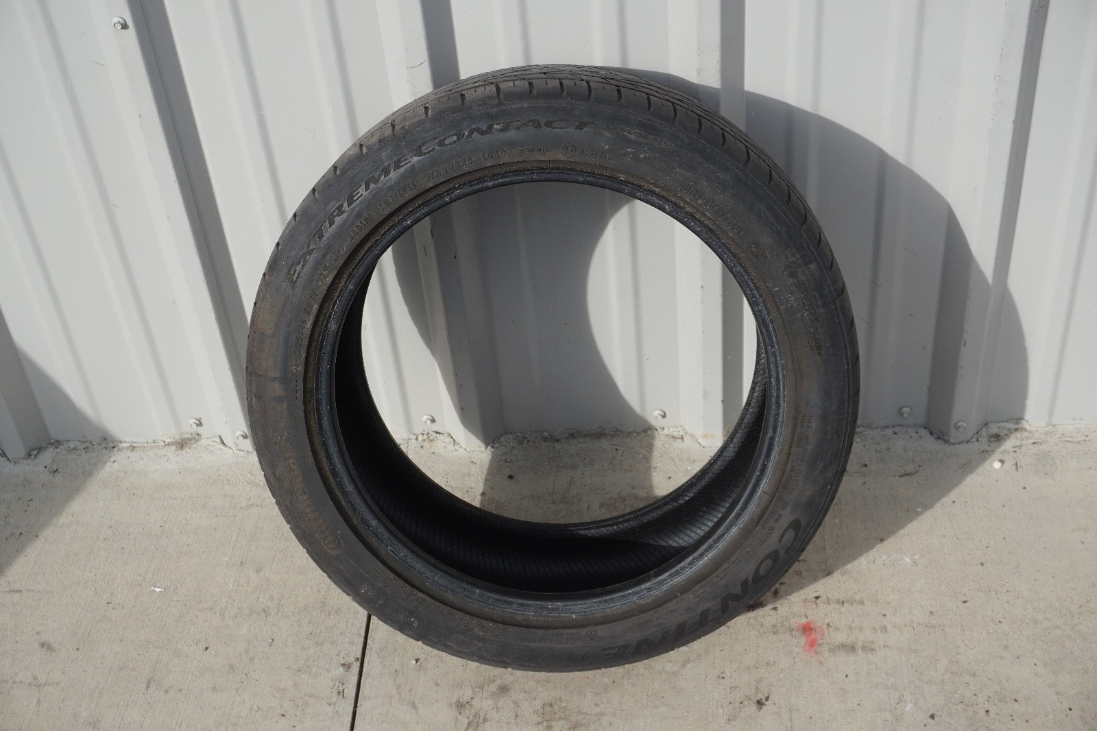 Used 225/45ZR17 Continental ExtremeContact DWS06 91W - 5/32