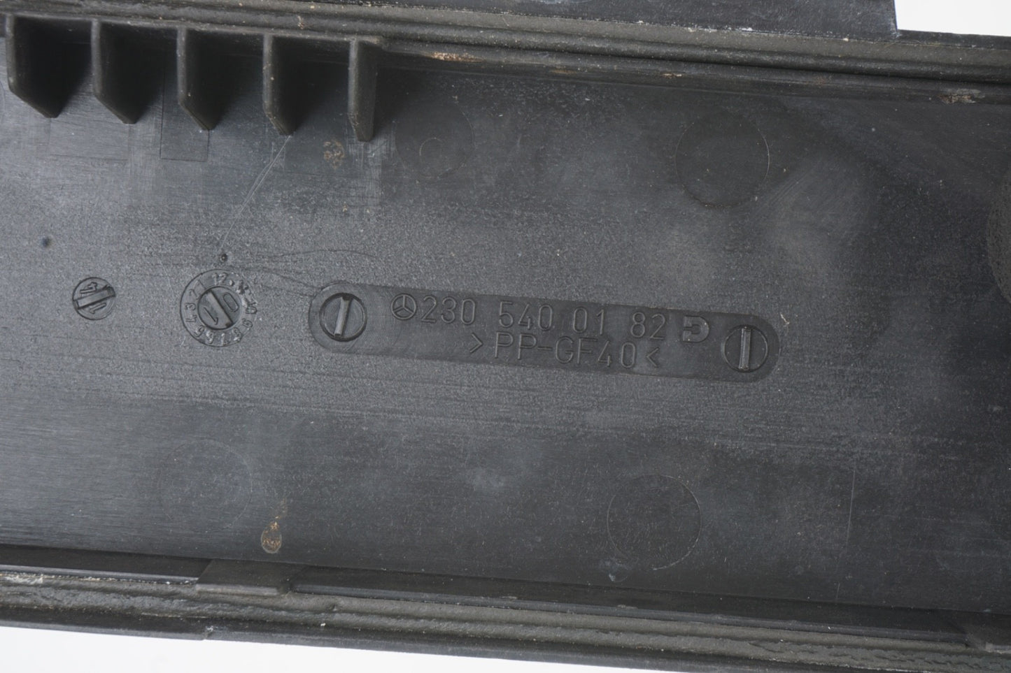 2003-2008 Mercedes-Benz R230 SL500 SL55 AMG Fuse Box Cover Lid 2305400182 OEM