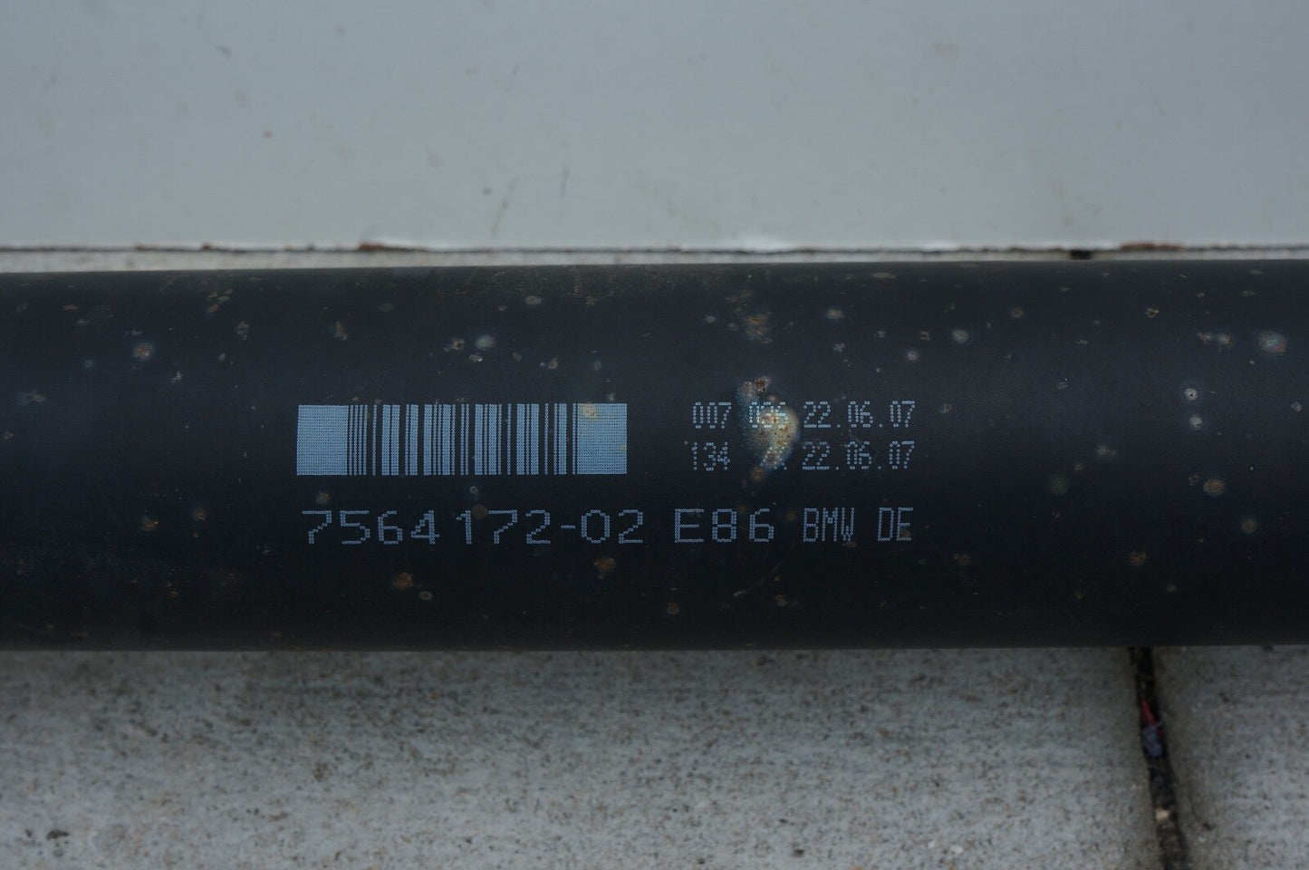 06-08 BMW Z4 E85 3.0L N52 MANUAL TRANSMISSION REAR DRIVE SHAFT