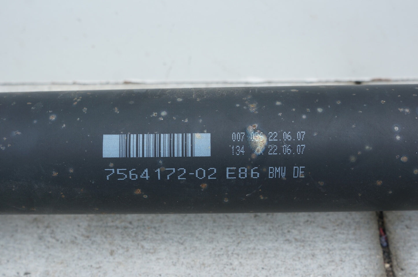 06-08 BMW Z4 E85 3.0L N52 MANUAL TRANSMISSION REAR DRIVE SHAFT