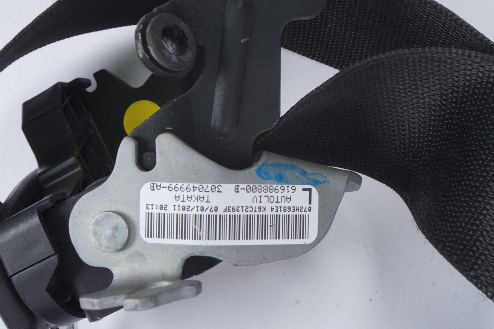 2013 - 2016 Mercedes W207 E350 E550 Front Passenger Side Seat Belt Retractor OEM