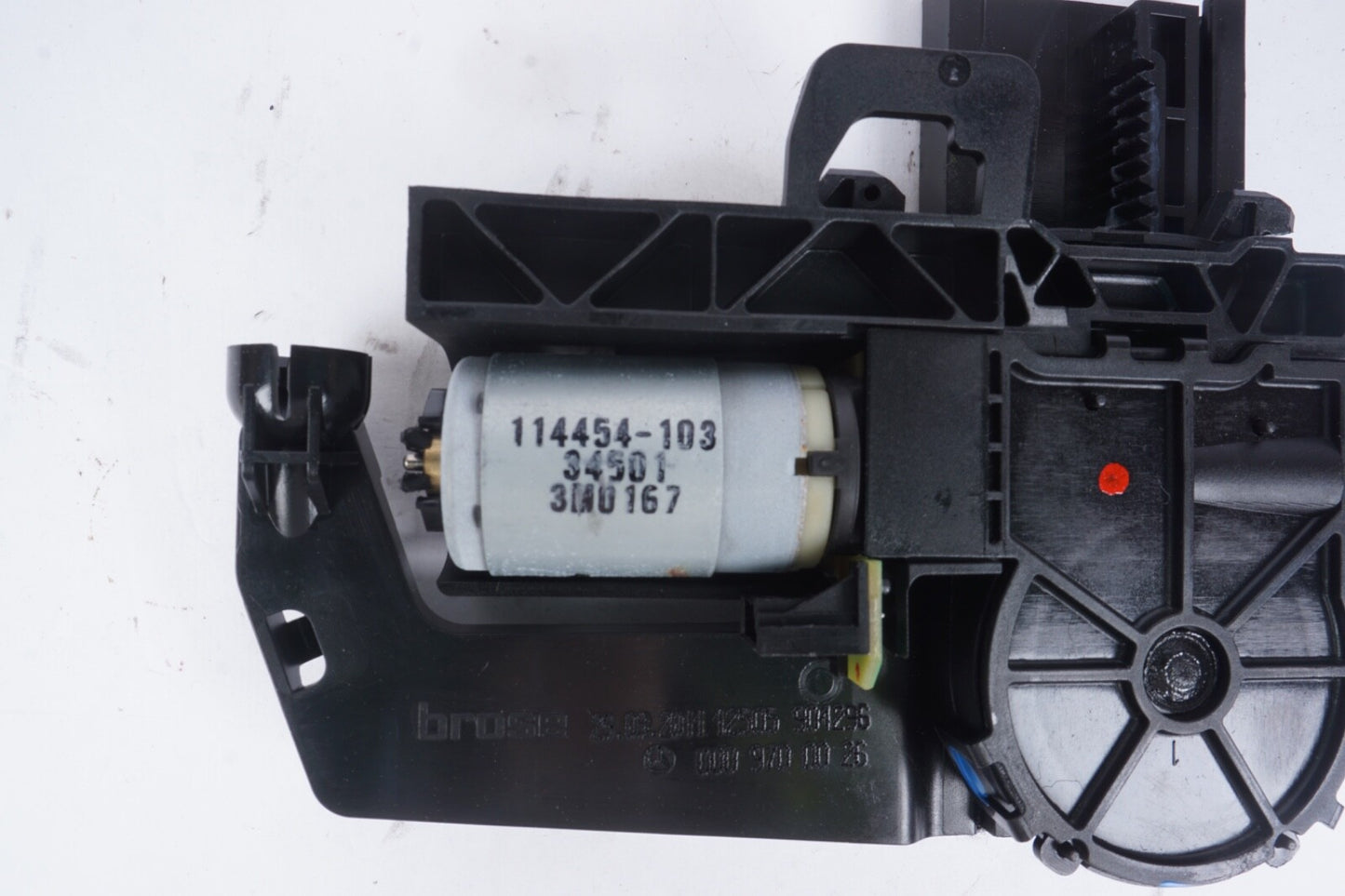 2007-2013 Mercedes Benz E350 Front Seat Power Head Rest Motor 0009700026 OEM