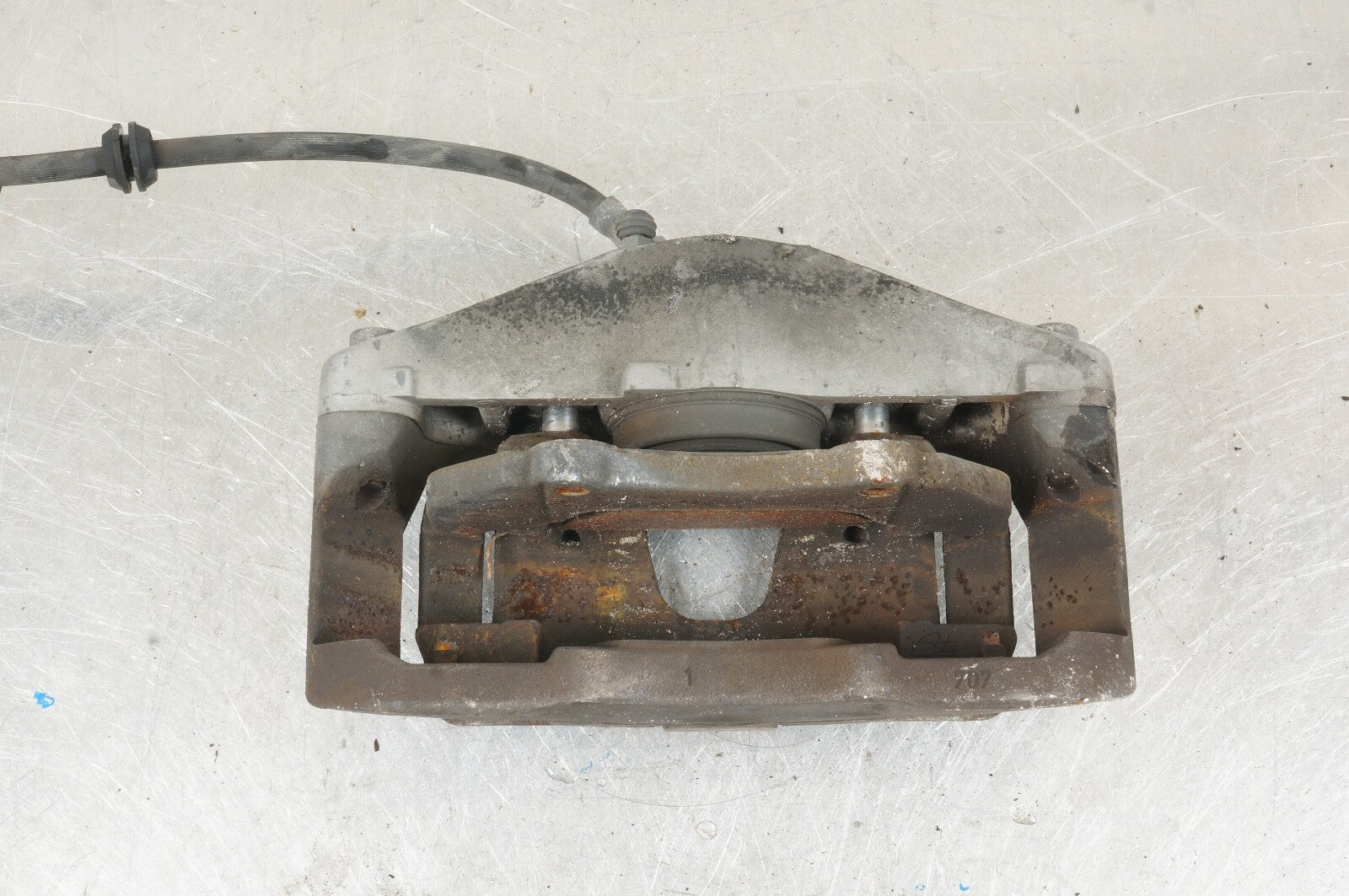 06-13 VOLVO C70 FRONT LEFT DRIVER SIDE BRAKE CALIPER ASSEMBLY, OEM