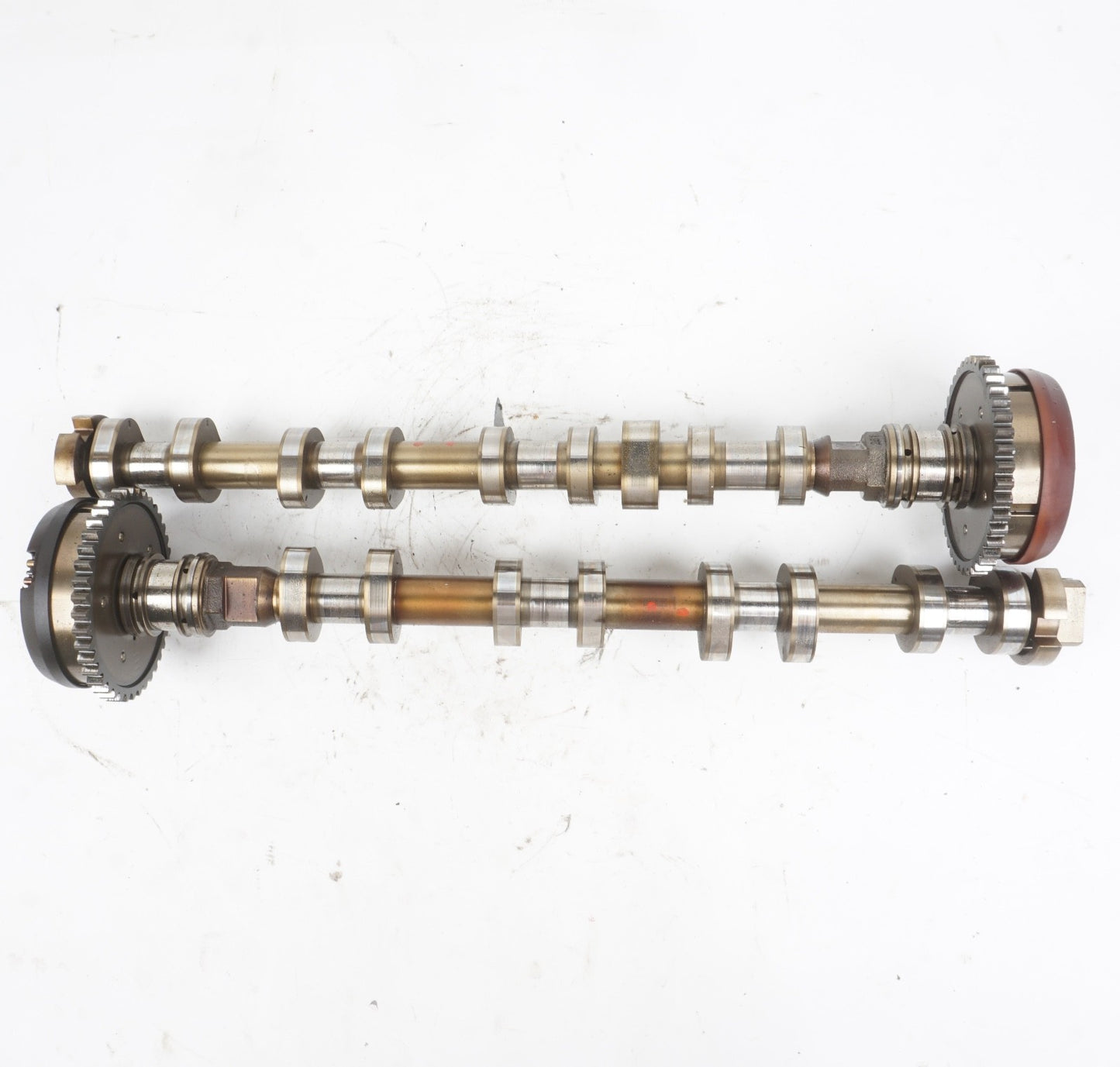 BMW OEM F01 F10 750 550 650 09-12 N63 TWIN TURBO 4.4L ENGINE RIGHT SIDE CAMSHAFT