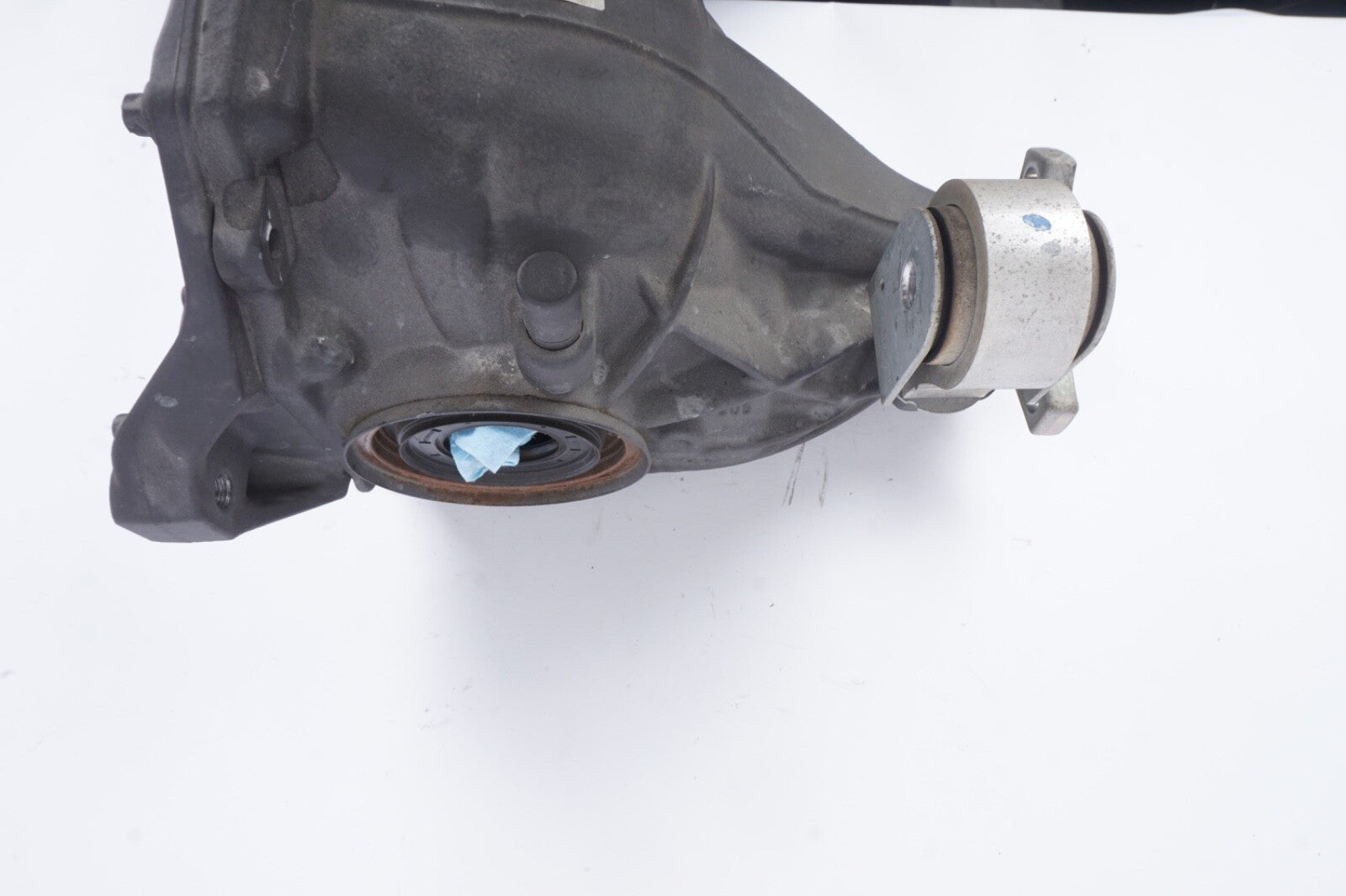 08-16 Mercedes W207 E350 E400 C350 Rear Differential Diff Axle Carrier 2.82 OEM