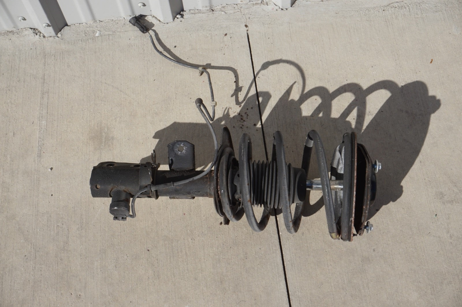 1987 - 1993 Cadillac Allante Front Left Shock Strut Absorber FWD OEM