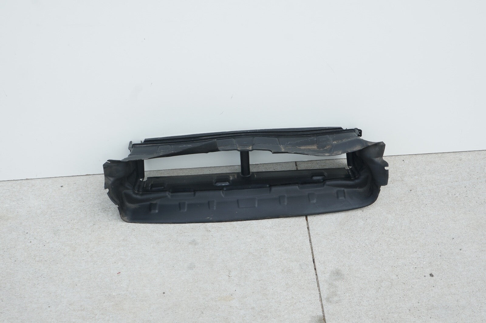 16 17 18 FORD FOCUS AIR INTAKE DUCT F1EB-8312-AA OEM