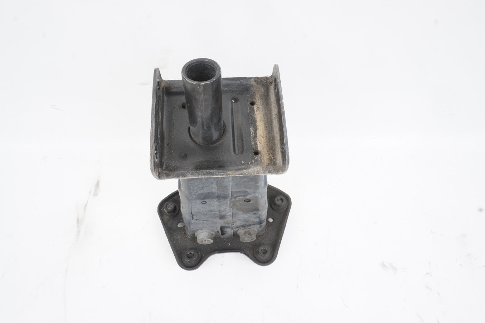 2007 - 2013 Mercedes W221 S550 Front Right Side Bumper Reinforcement Bracket Oem