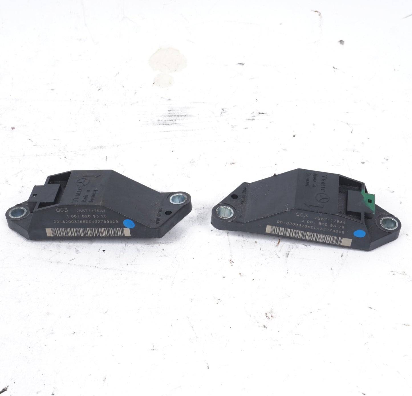 03-08 Mercedes R230 SL500 Sensor A0018209326 SET OF 2 OEM