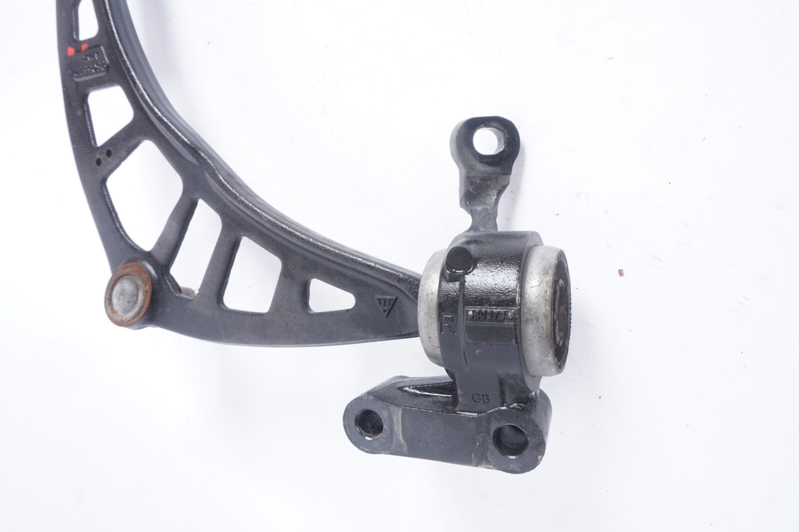 11 - 16 MINI COUNTRYMAN R60 LOWER CONTROL ARM 1 (RIGHT FRONT) WISHBONE 9806520