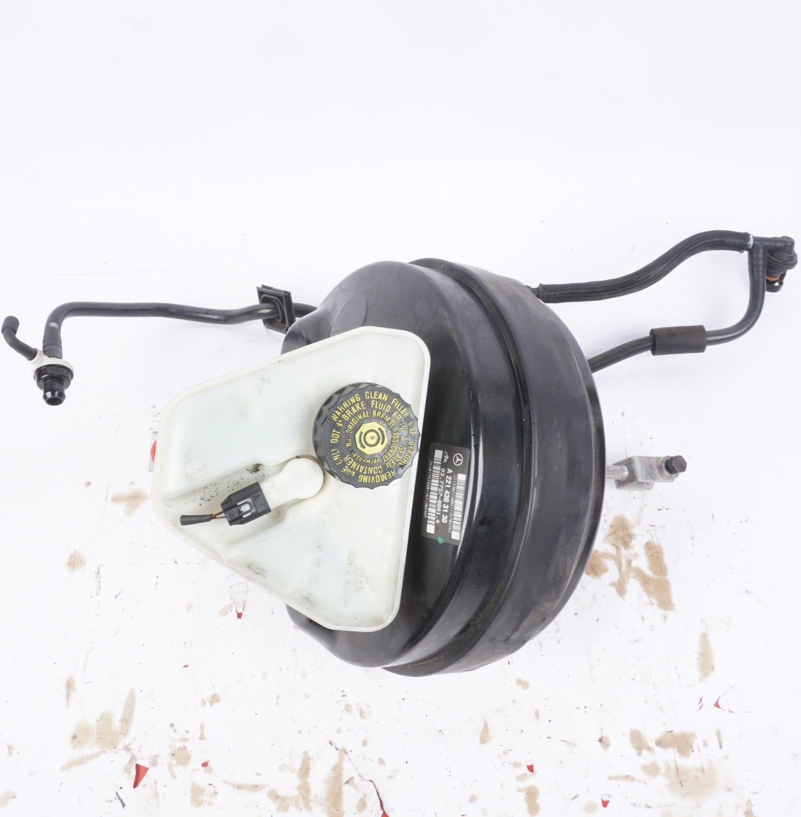 10-13 Mercedes W221 S550 S350 Brake Master Cylinder Power Booster 2214303130 OEM